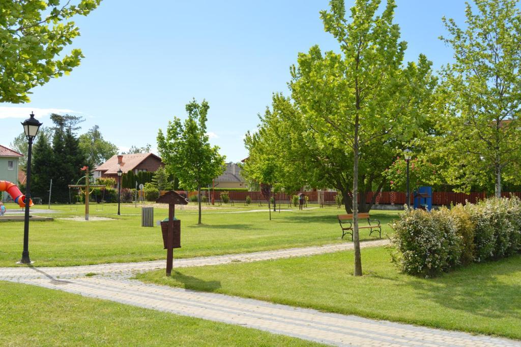 Apartment Mediterán Fedett Medencés Szántód